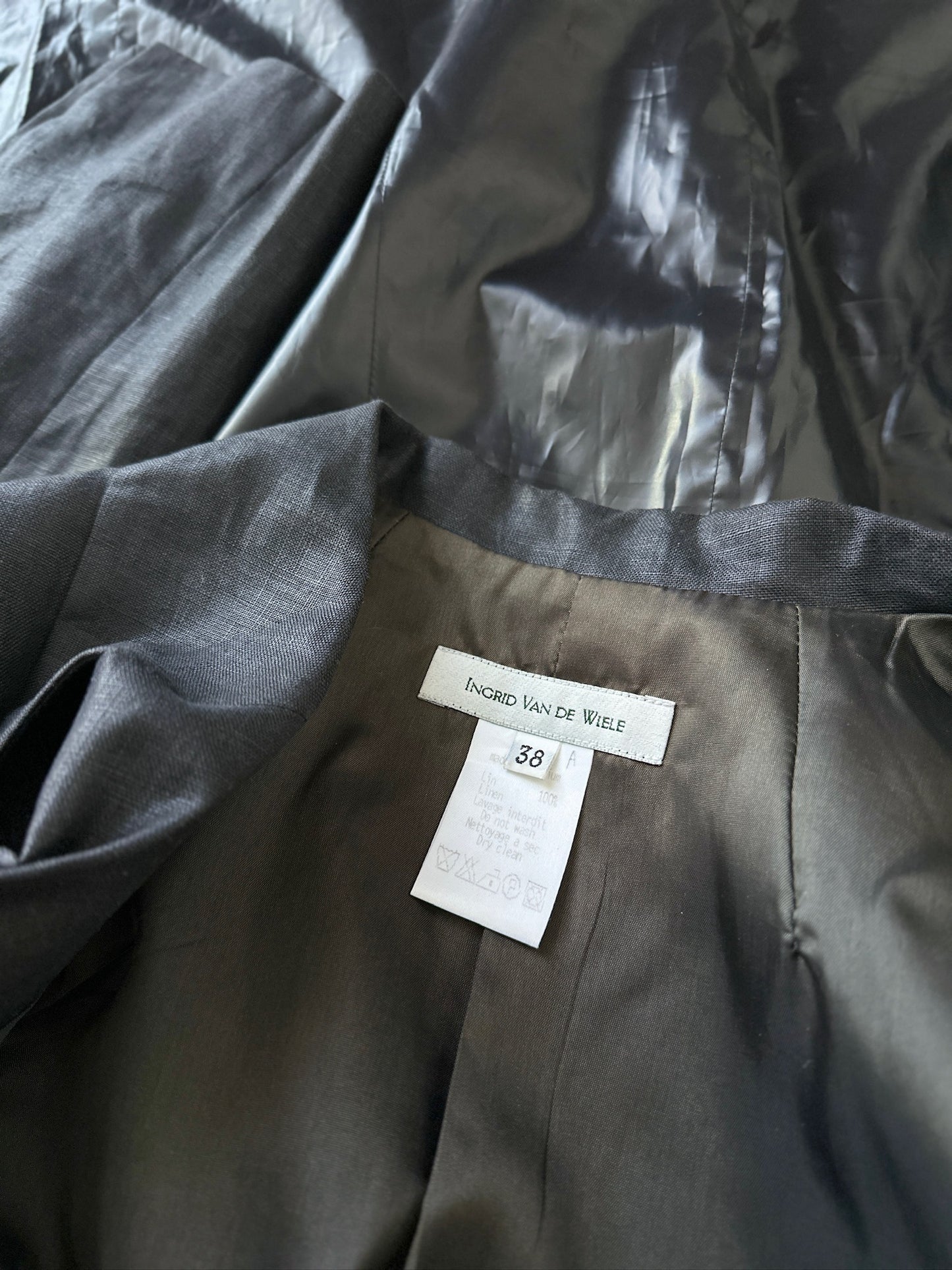 Ingrid Van De Wiele Blazer