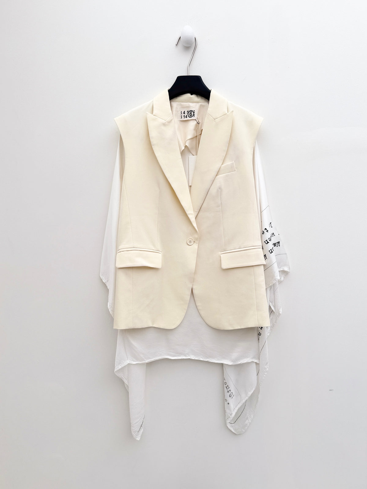 Maison Margiela MM6 2021SS Draped Sleeveless Blazer