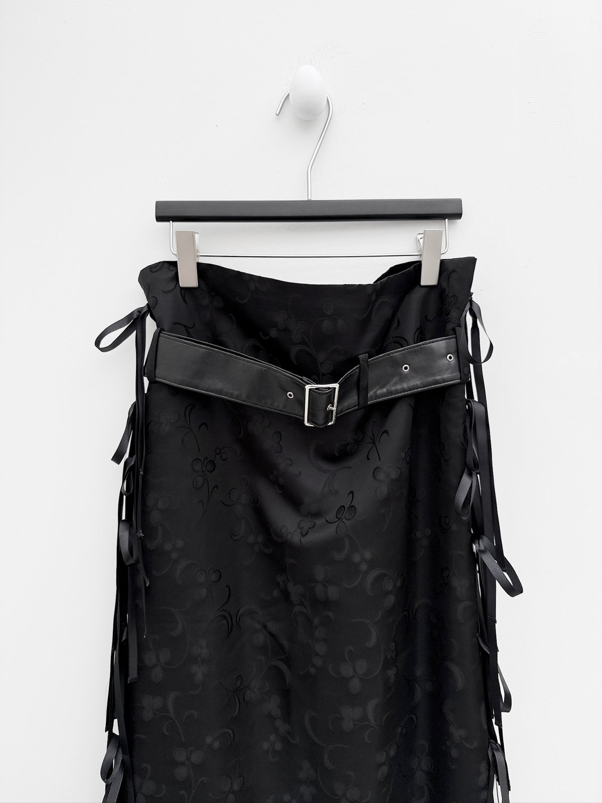 Noir Kei Ninomiya 2017FW Ribbon-Tied Floral Jacquard Skirt