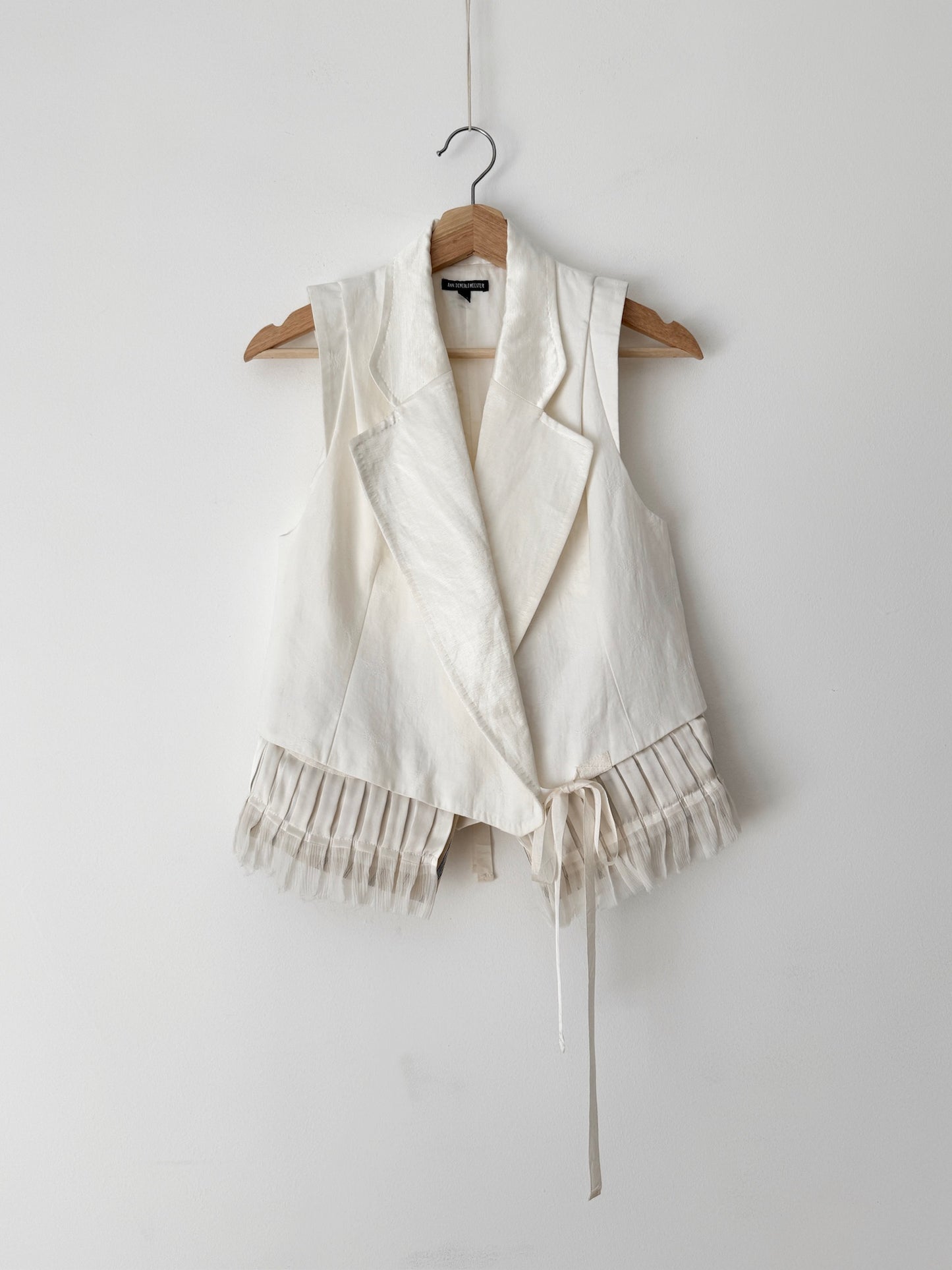 Ann Demeulemeester 2019SS Runway Vest