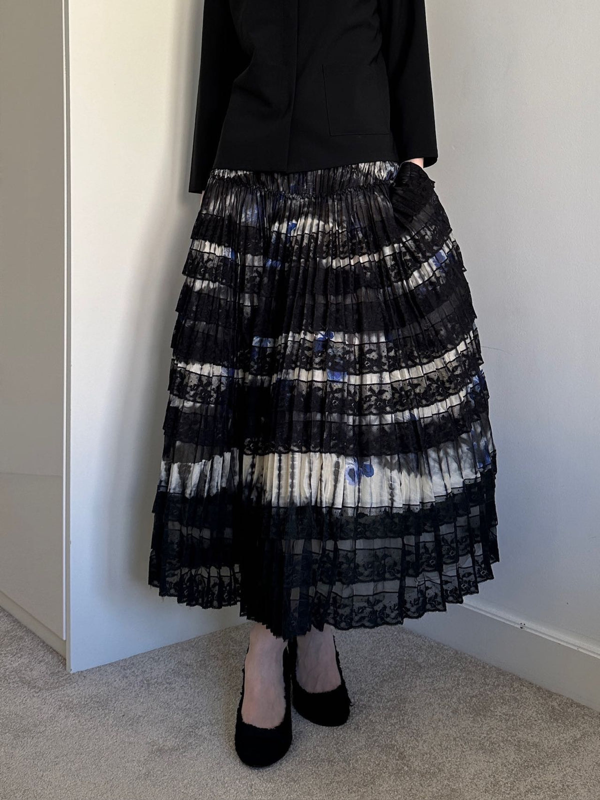 Prada 2005FW Skirt (Prada) — view 2 of 7