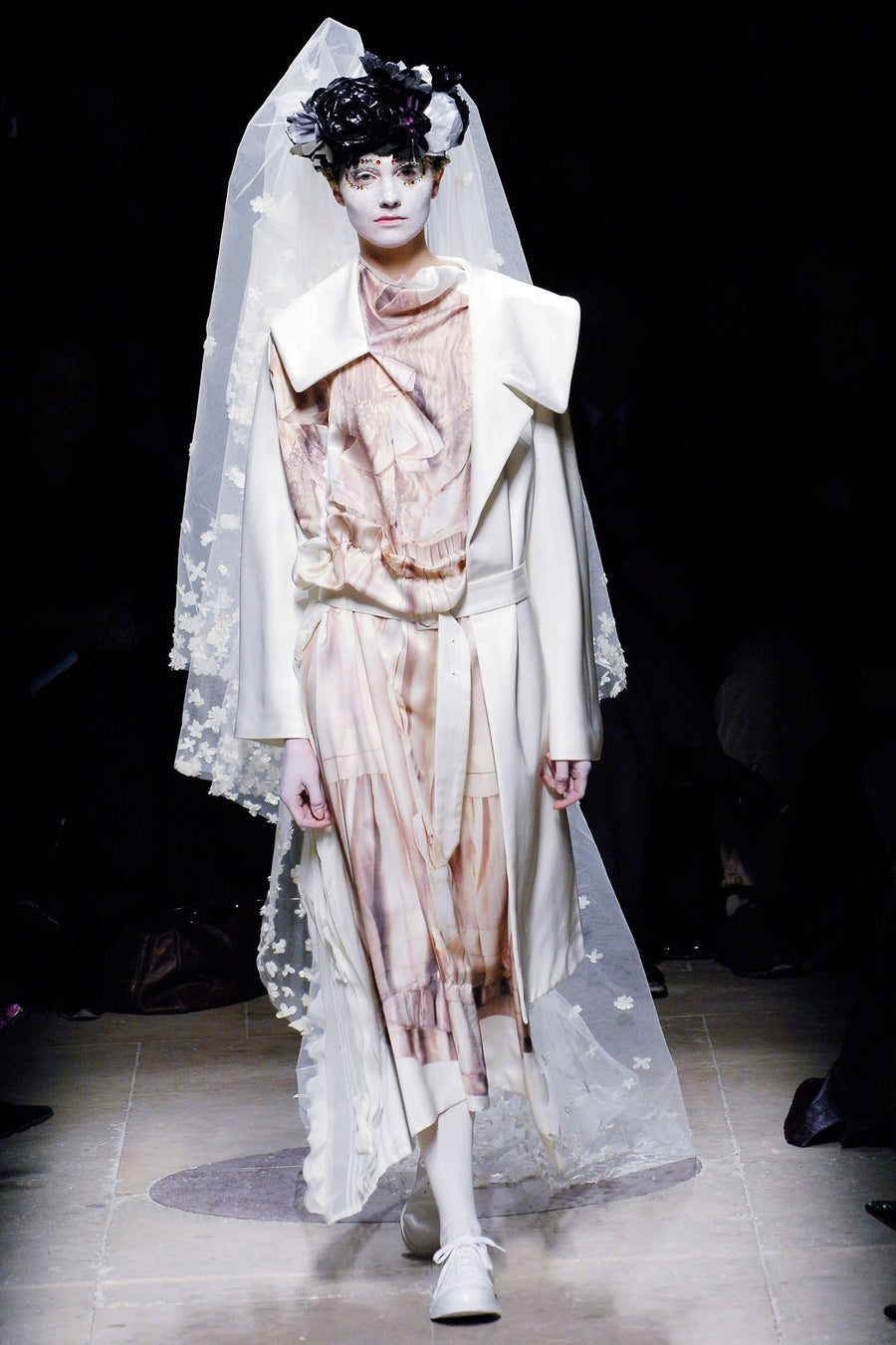 Comme des Garçons 2005FW “Broken Bride” Runway Deconstructed Coat