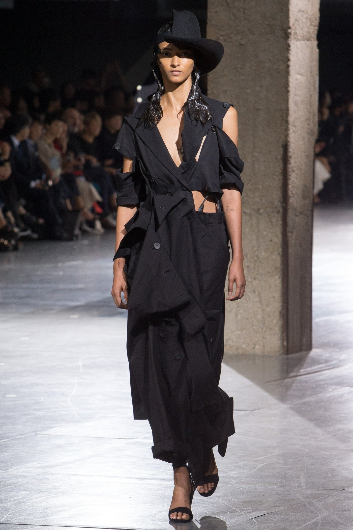Yohji Yamamoto 2018SS Dress (Yohji Yamamoto) — view 1 of 7