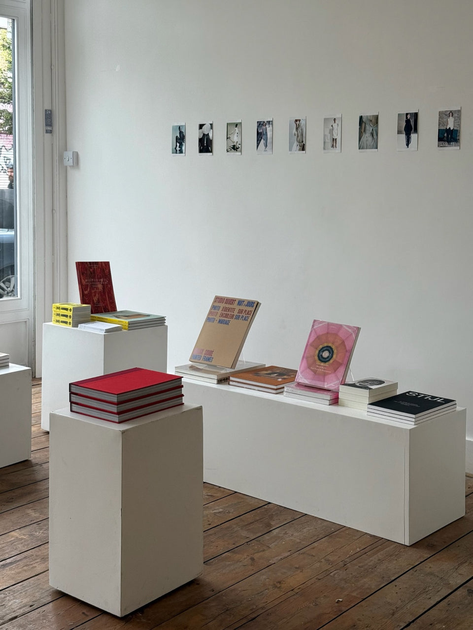 Mondō Archive × Tenderbooks Pop-up Showroom, Espacio Gallery. View 3 of 5.
